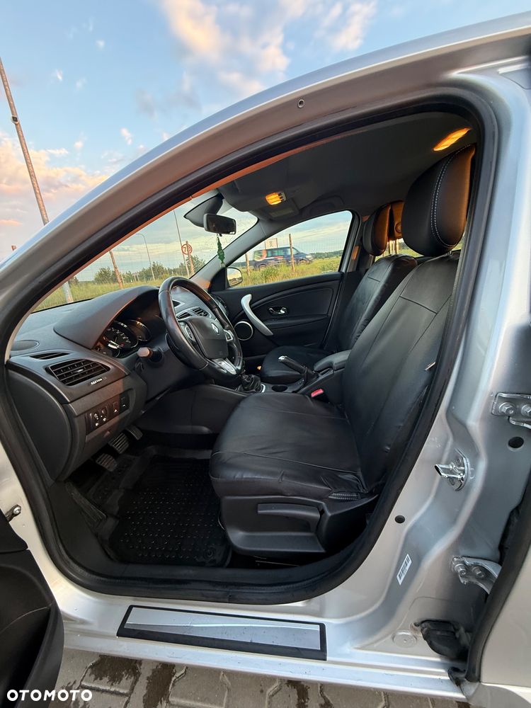 Renault Fluence 1.5 dCi Privilege - 14