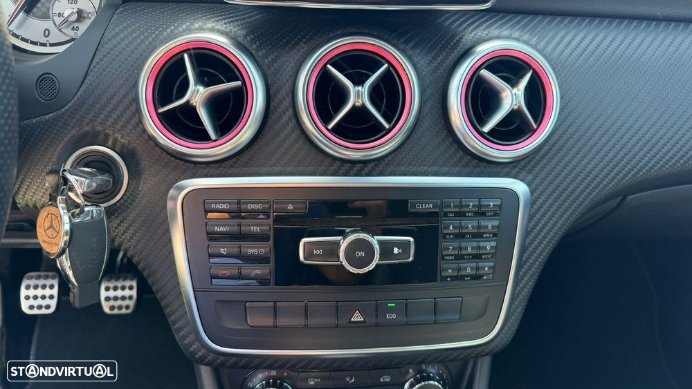 Mercedes-Benz A 200 CDI AMG Line - 34