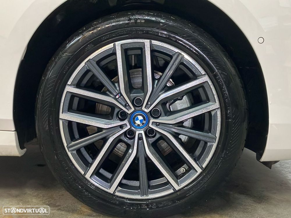 BMW 225xe Active Tourer e xDrive Pack Desportivo M - 23