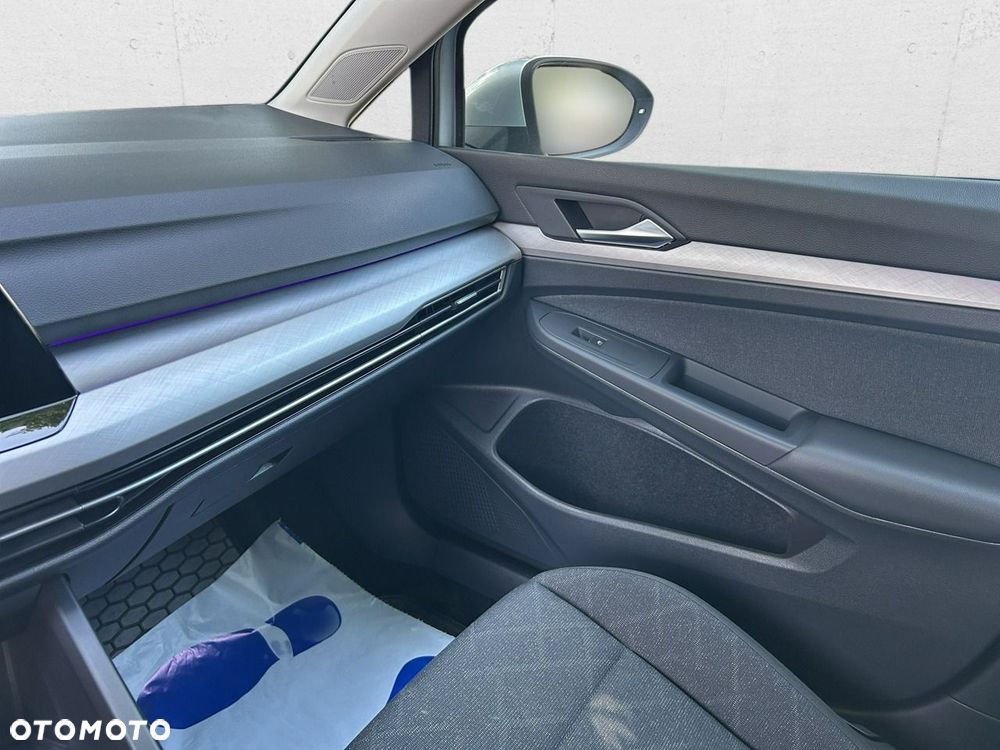 Volkswagen Golf - 15