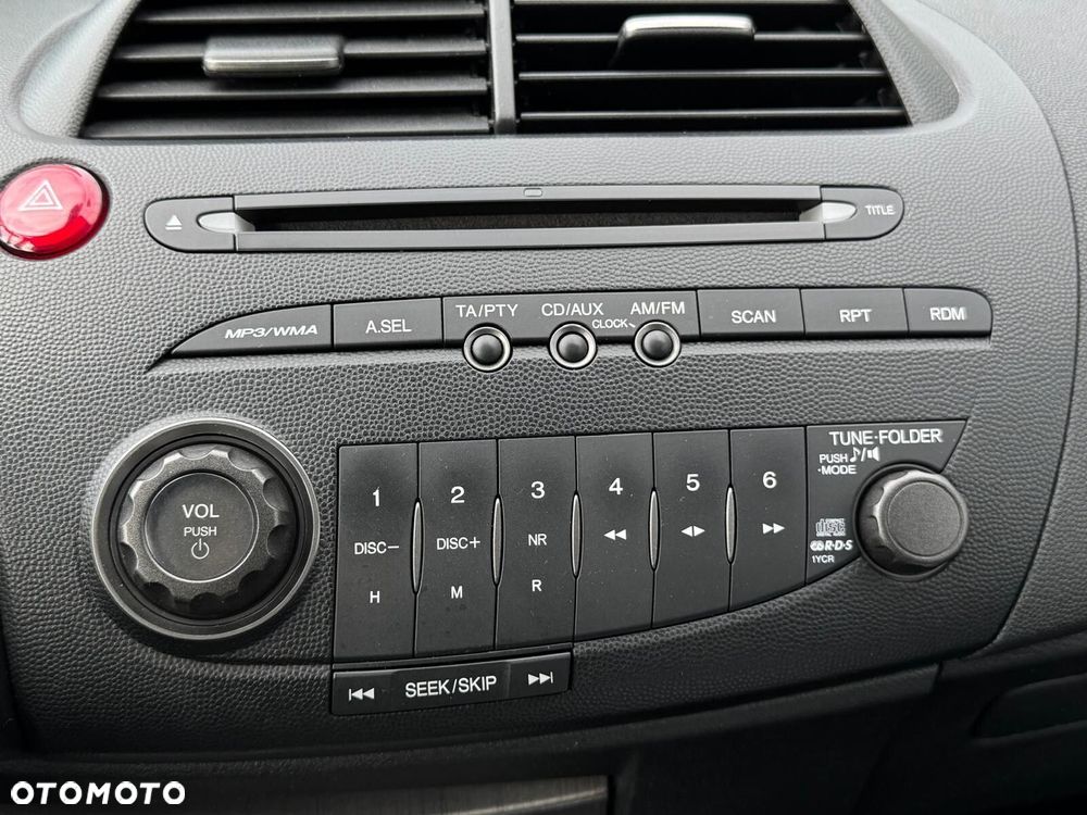 Honda Civic 1.4 Comfort - 34