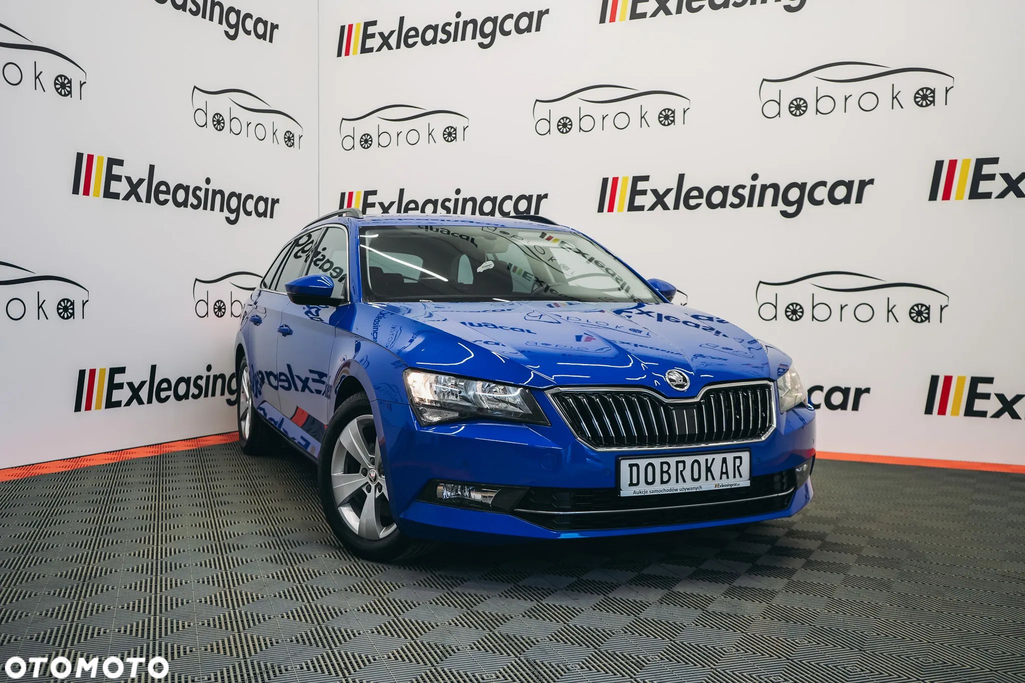 Skoda Superb 2.0 TDI SCR Ambition - 1