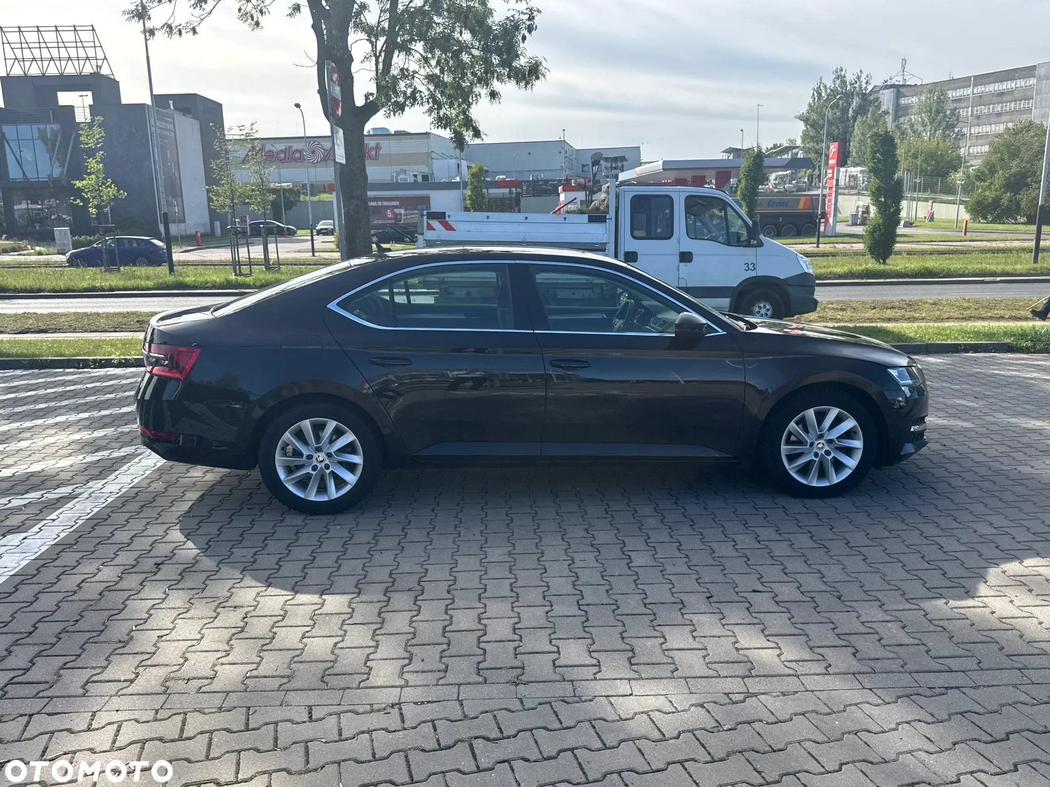 Skoda Superb 2.0 TDI SCR Ambition - 6