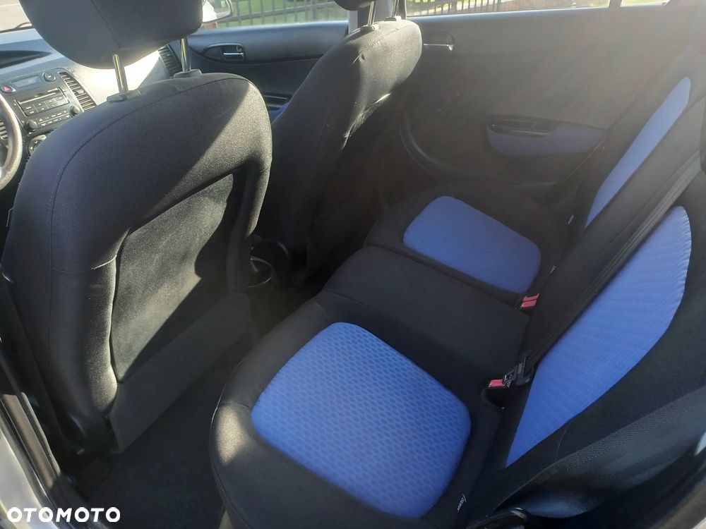 Hyundai i20 1.4 Comfort - 12