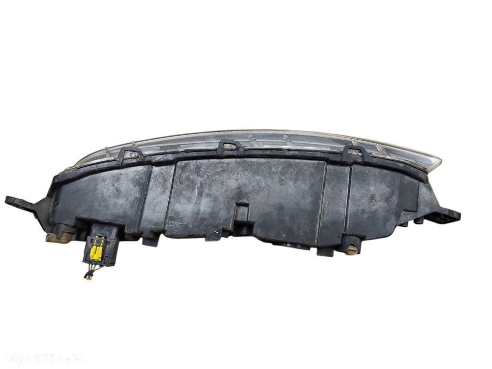 LAMPA LED PRZÓD PRAWA CITROEN C4 PICASSO II LIFT (2016-2019) 2.0 BlueHDI 150KM 90013633 - 3