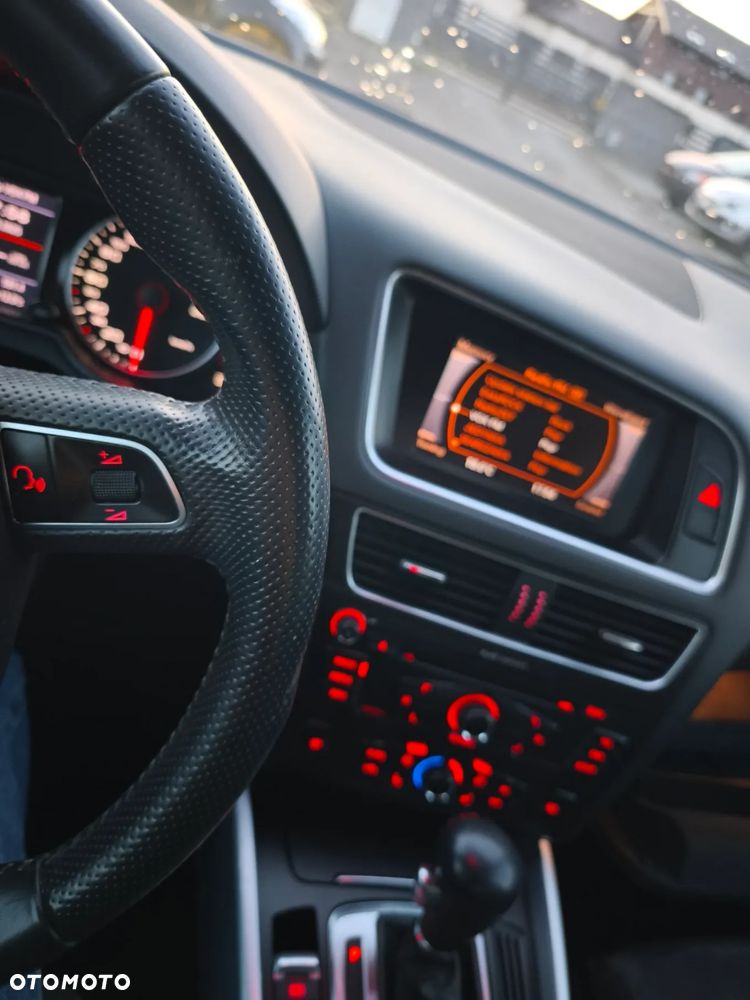 Audi Q5 2.0 TDI Quattro S tronic - 14