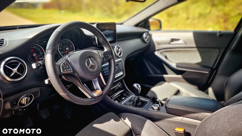 Mercedes-Benz Klasa A 160 - 9