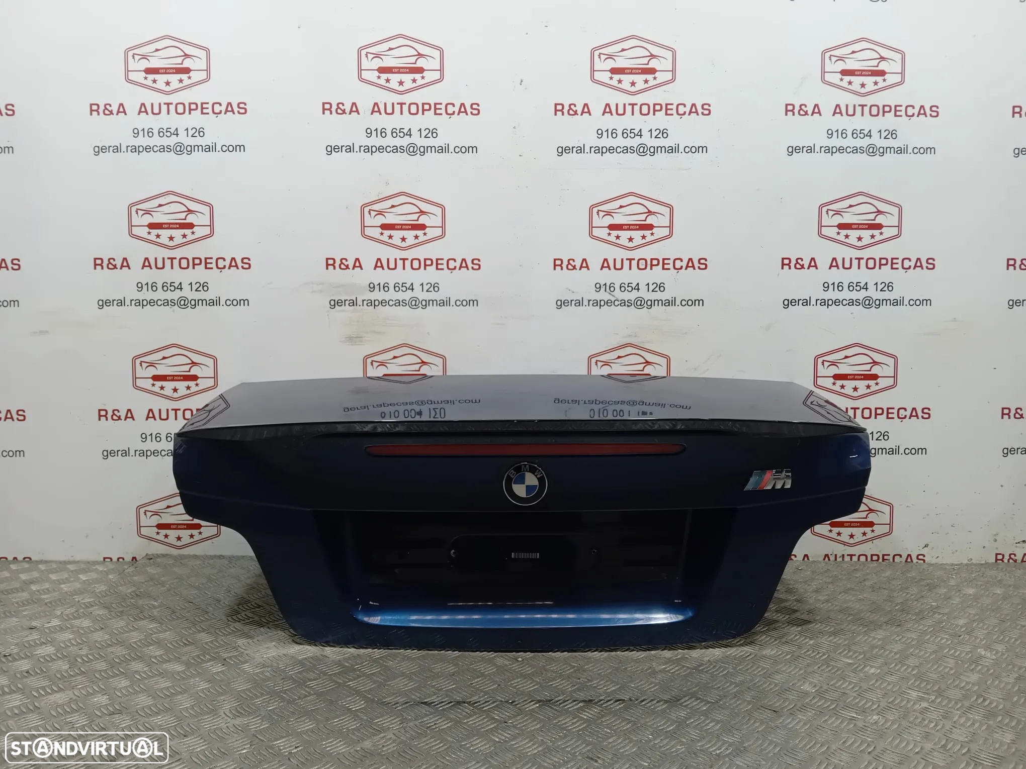 Tampa de Mala BMW Serie 1 E82 E88 Pack M Aileron Azul Original - 4