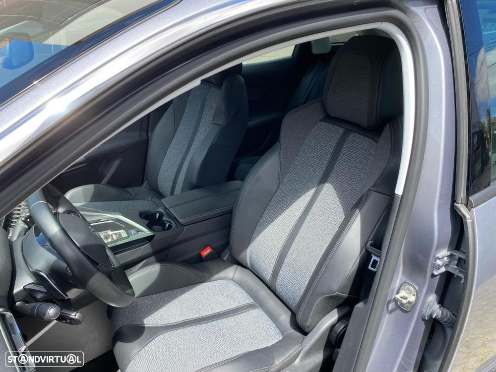 Peugeot 3008 BlueHDi 130 Stop & Start EAT8 Allure - 14