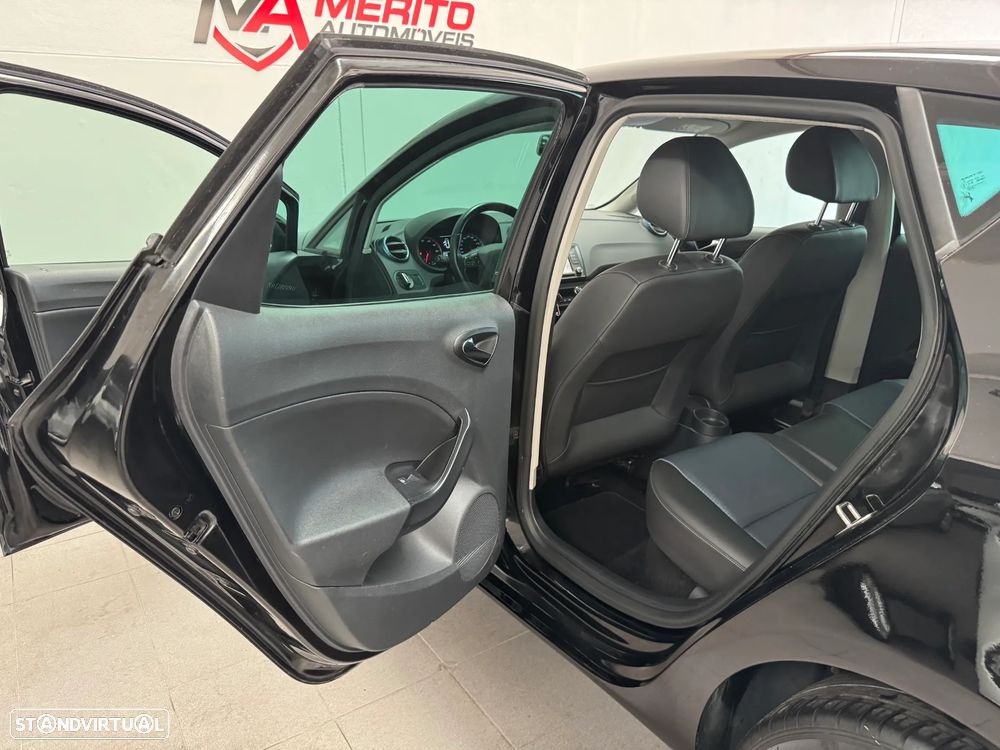 SEAT Ibiza 1.2 TSI CONNECT - 25