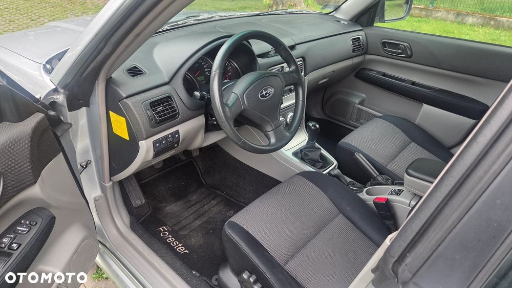 Subaru Forester 2.0 X - 7