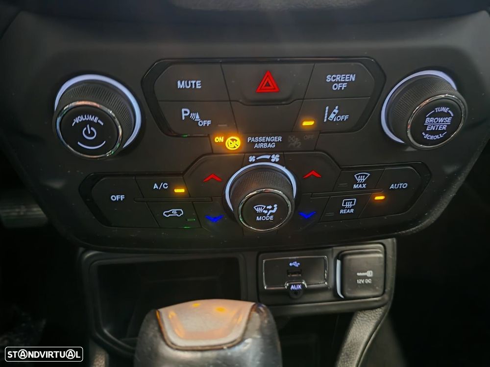 Jeep Renegade 1.6 MJD Limited DCT - 16