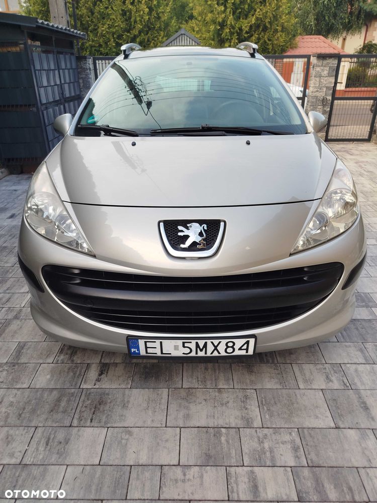 Peugeot 207 - 3