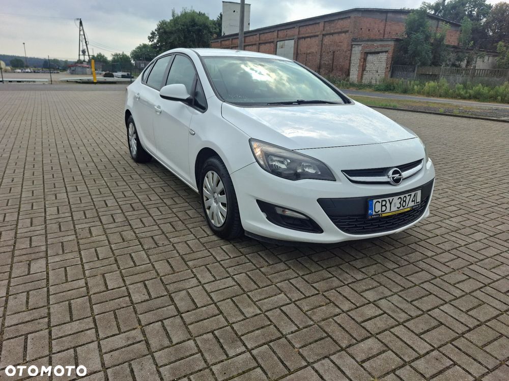 Opel Astra IV 1.6 CDTI S&S - 2