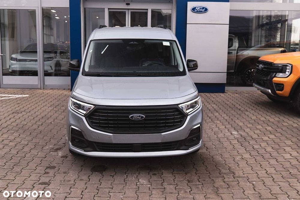 Ford Tourneo Connect - 4