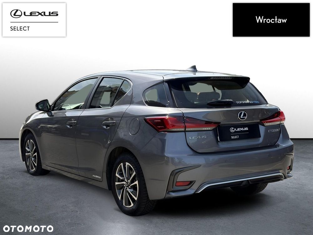 Lexus CT - 4