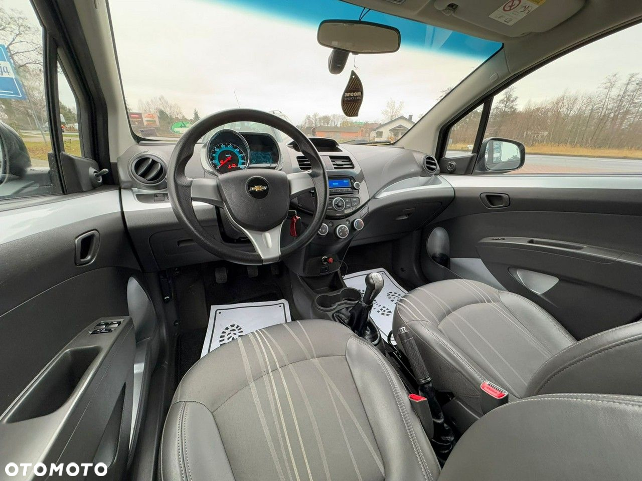 Chevrolet Spark 1.0 Base+ - 21