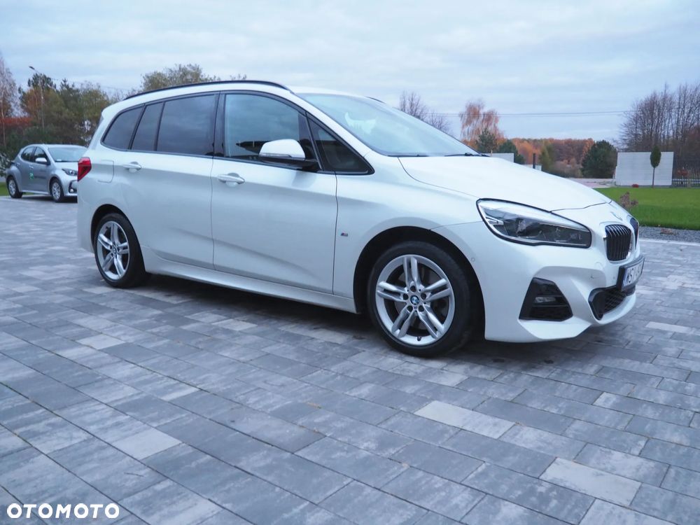 BMW Seria 2 218d M Sport - 11