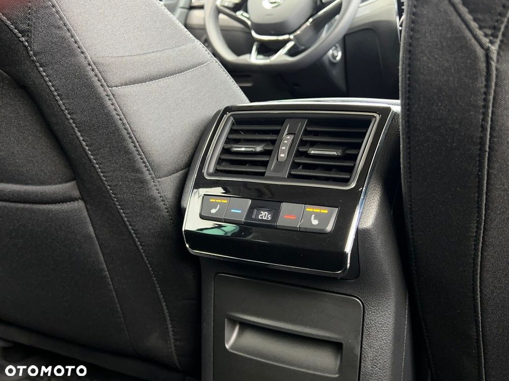 Skoda Superb 2.0 TDI SCR Style DSG - 18