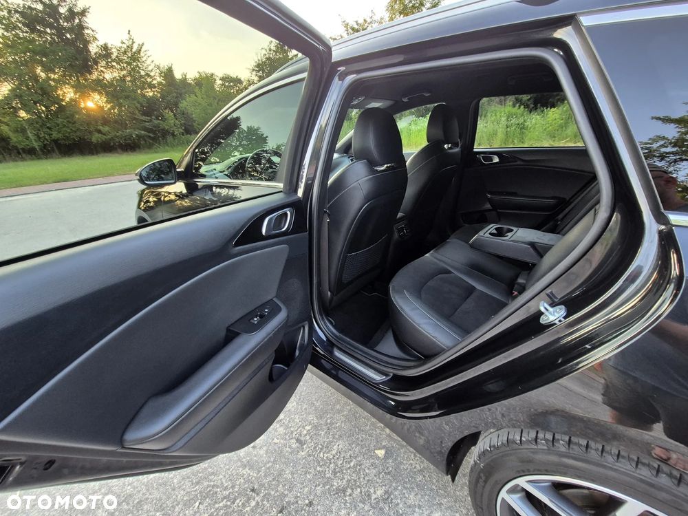 Kia Ceed 1.4 T-GDI OPF GT Line - 30