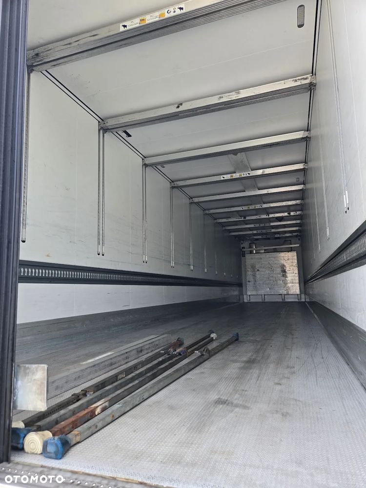 Schmitz Cargobull - 12