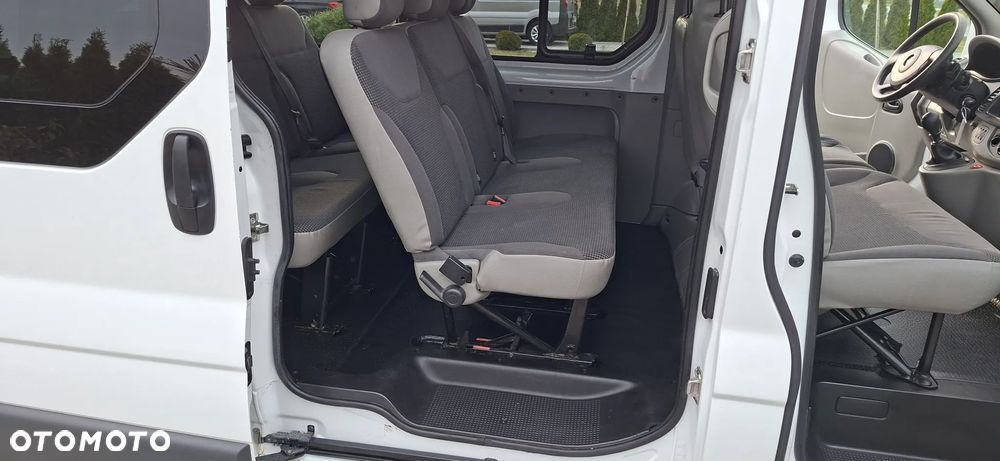Opel Vivaro - 22