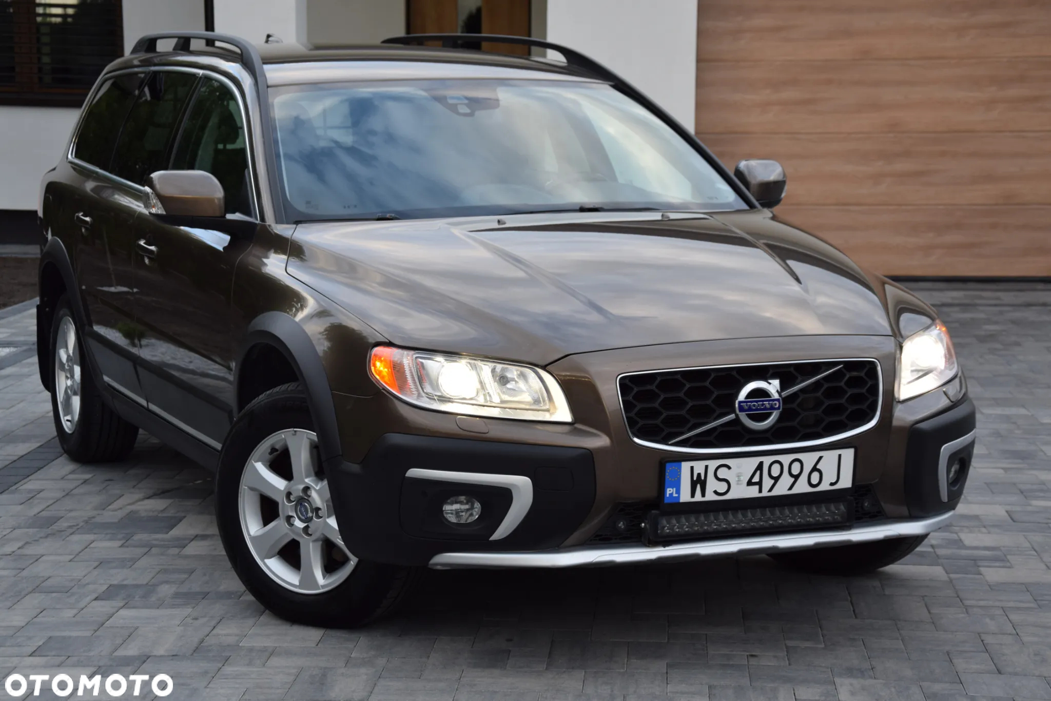Volvo XC 70 2.4D AWD Momentum - 13