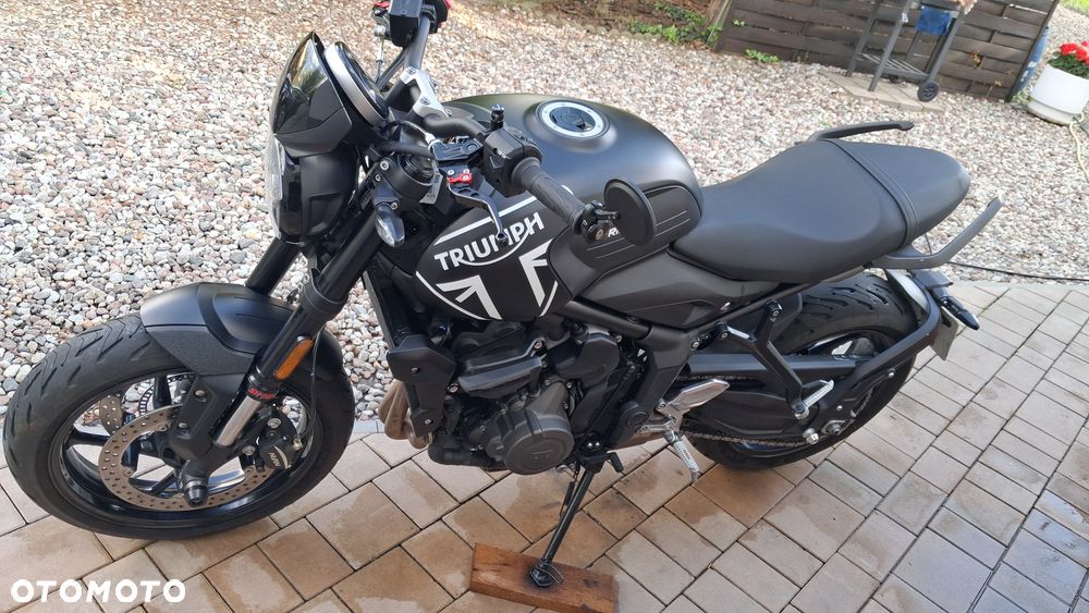 Triumph Trident - 4