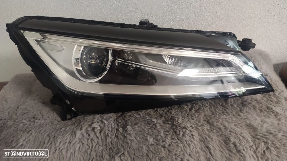 Farol direito bi-xenon led Audi TT 8S - 8S0941006 C - 1