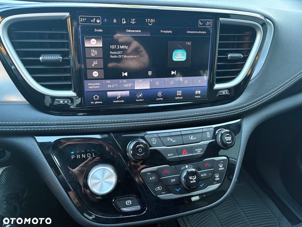 Chrysler Pacifica - 28