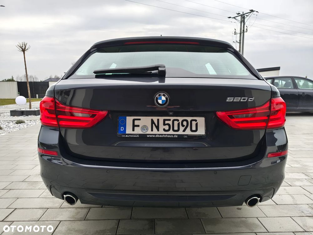 BMW Seria 5 520d - 3