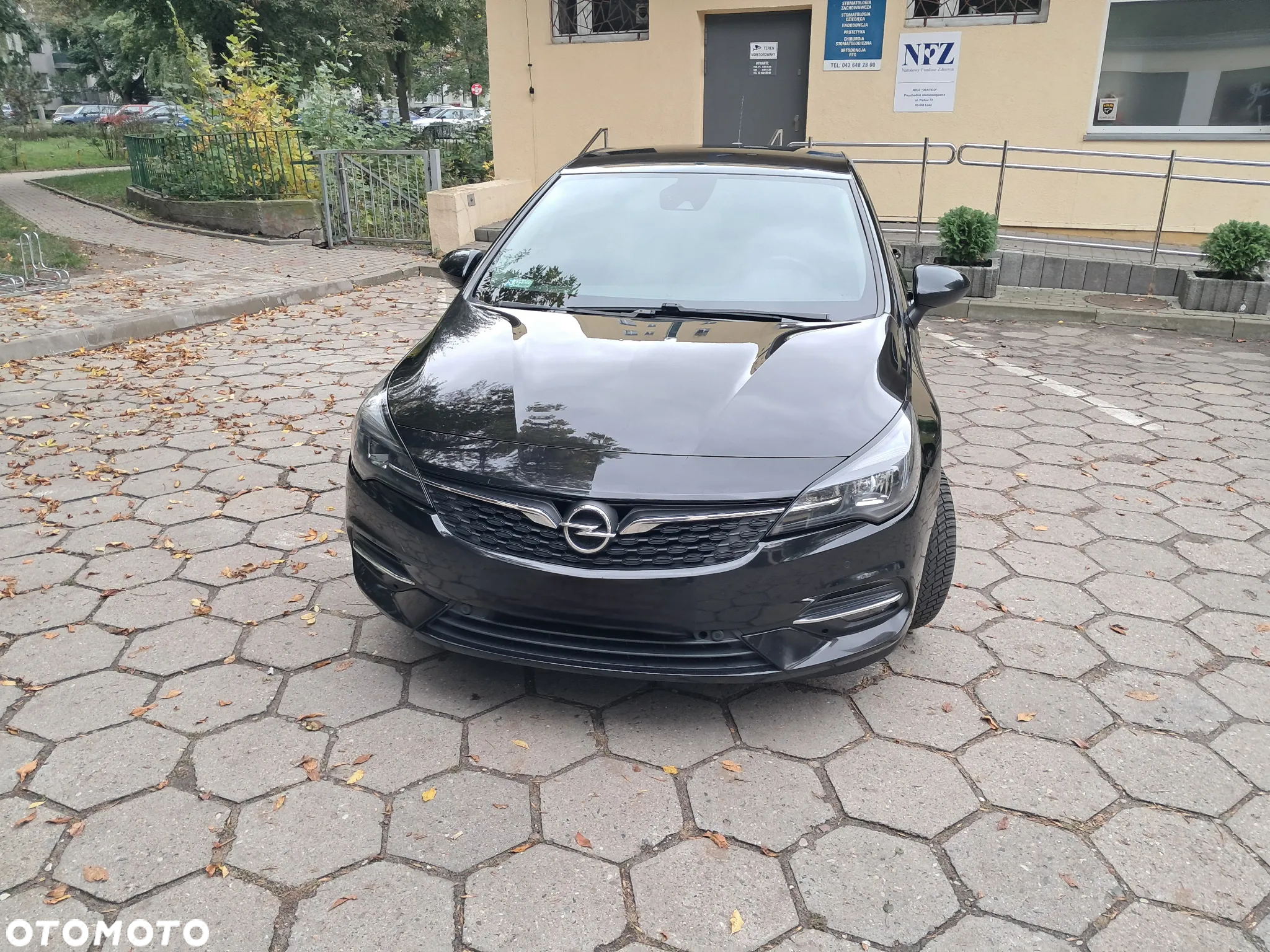 Opel Astra 1.2 Turbo Business Elegance - 5