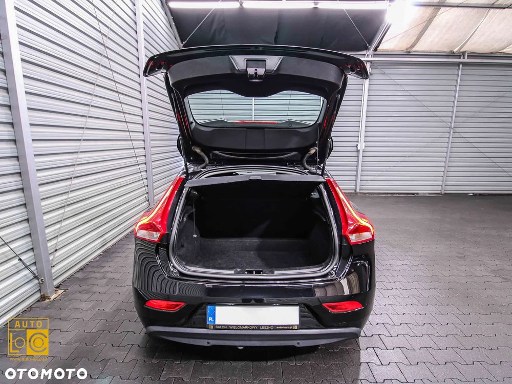 Volvo V40 D2 Momentum - 13