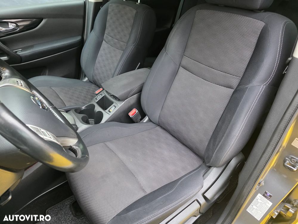 Nissan Qashqai 1.2 DIG-T Xtronic ACENTA - 10