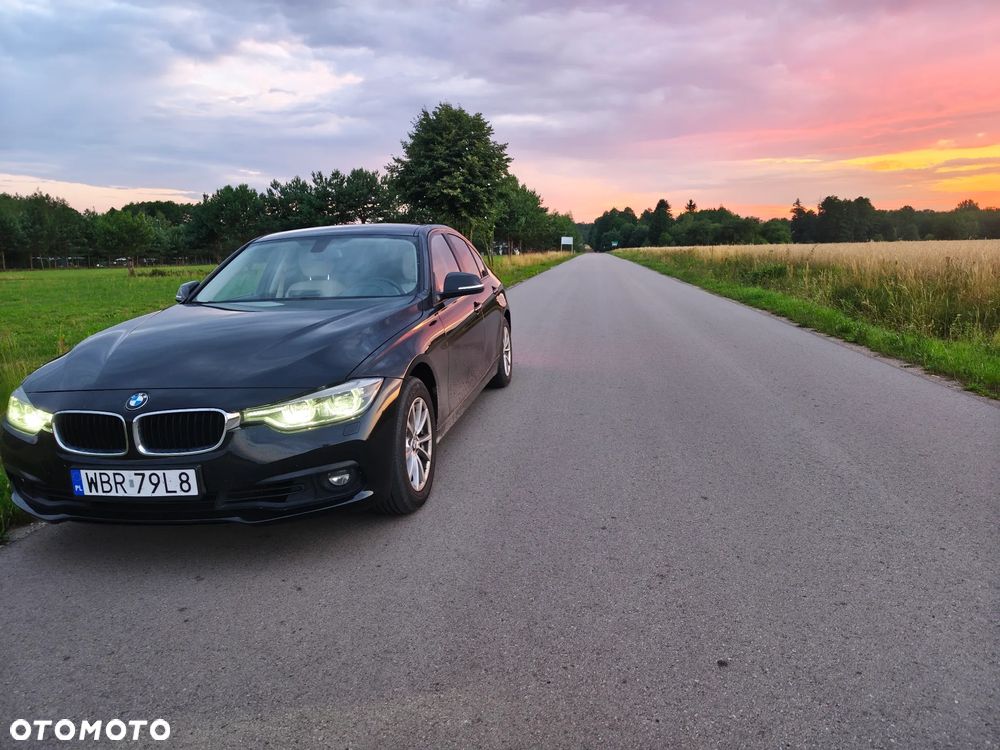BMW Seria 3 320i GPF - 1