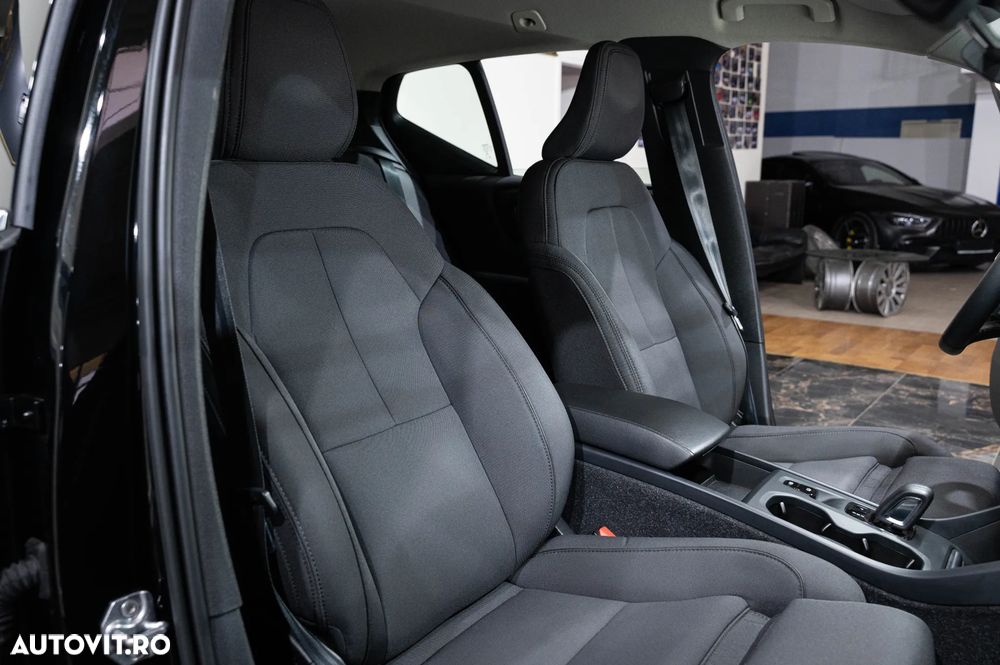 Volvo XC 40 Recharge T4 Twin Engine AT7 Inscription Expression - 8