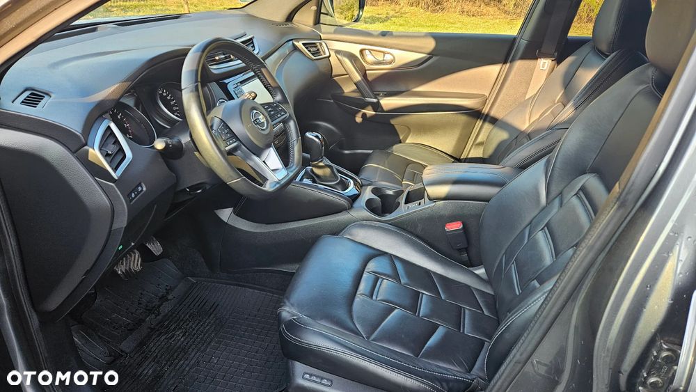 Nissan Qashqai 1.2 DIG-T Xtronic TEKNA+ - 12