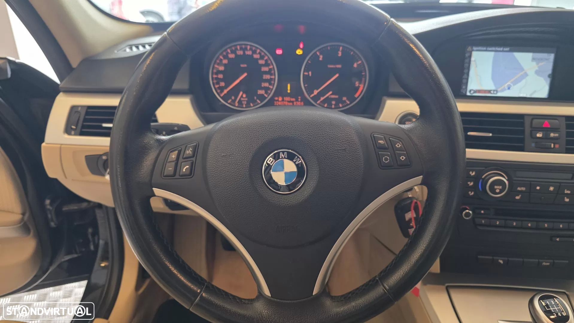 BMW 318 d Touring Navigation Sport - 34