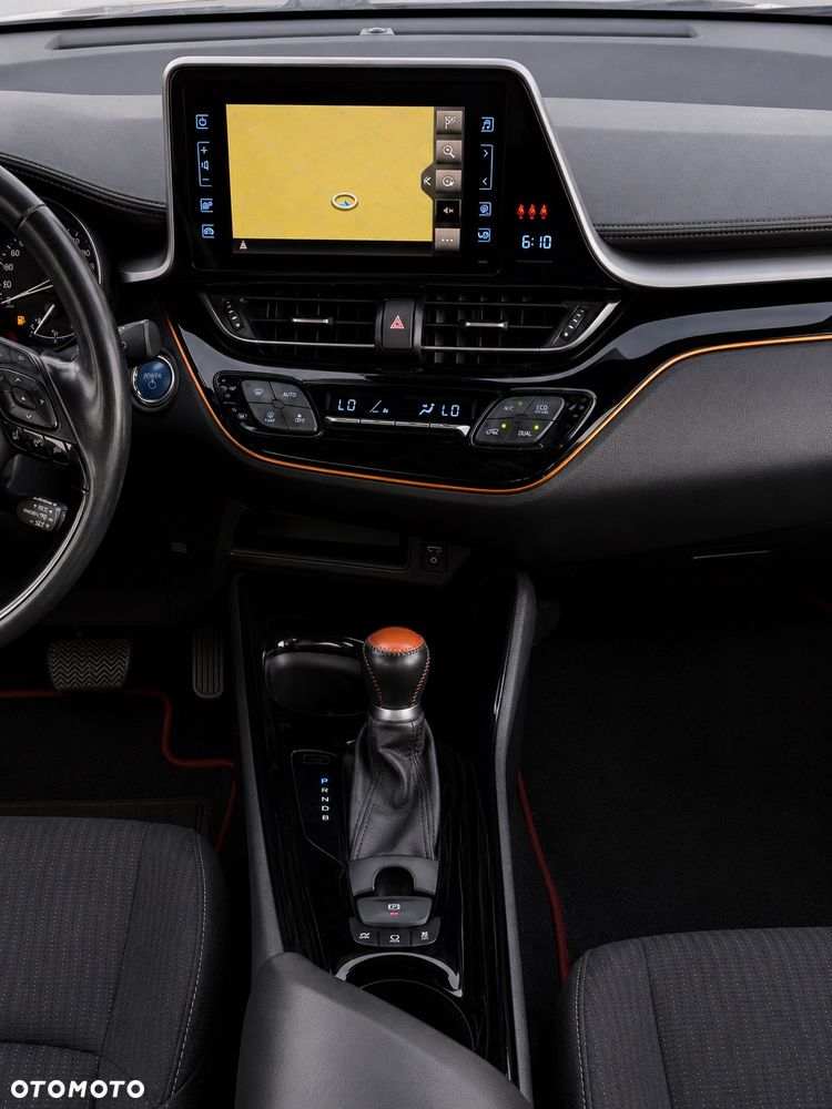 Toyota C-HR 1.8 Hybrid Executive - 13