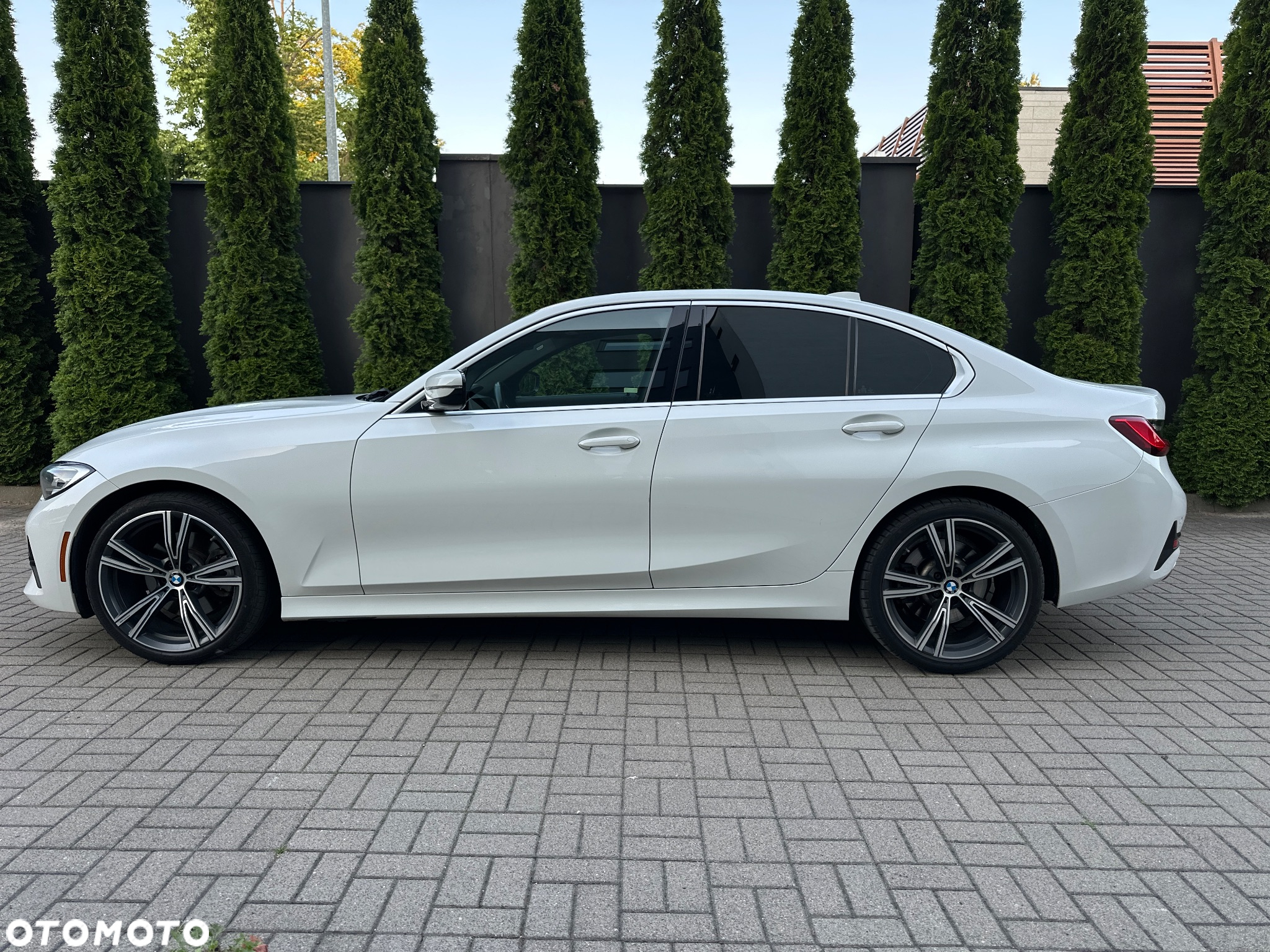 BMW Seria 3 330i Sport Line - 5