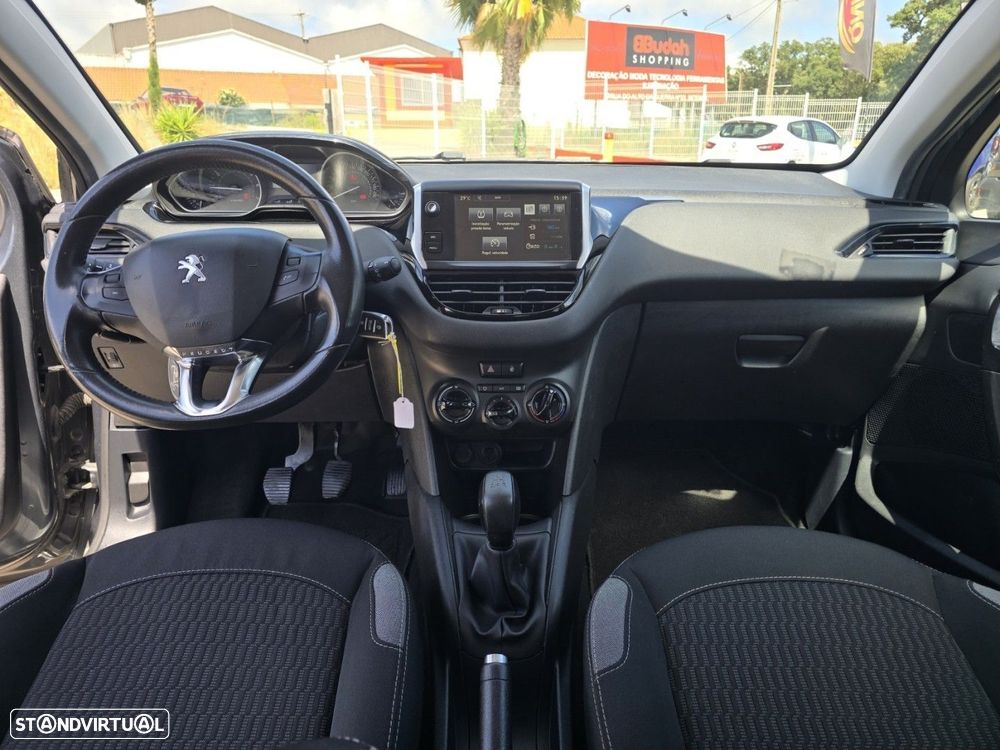 Peugeot 208 1.2 PureTech Allure - 16