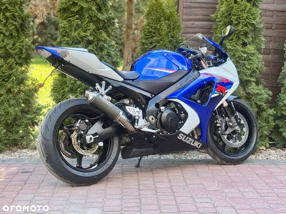 Suzuki GSX-R - 4