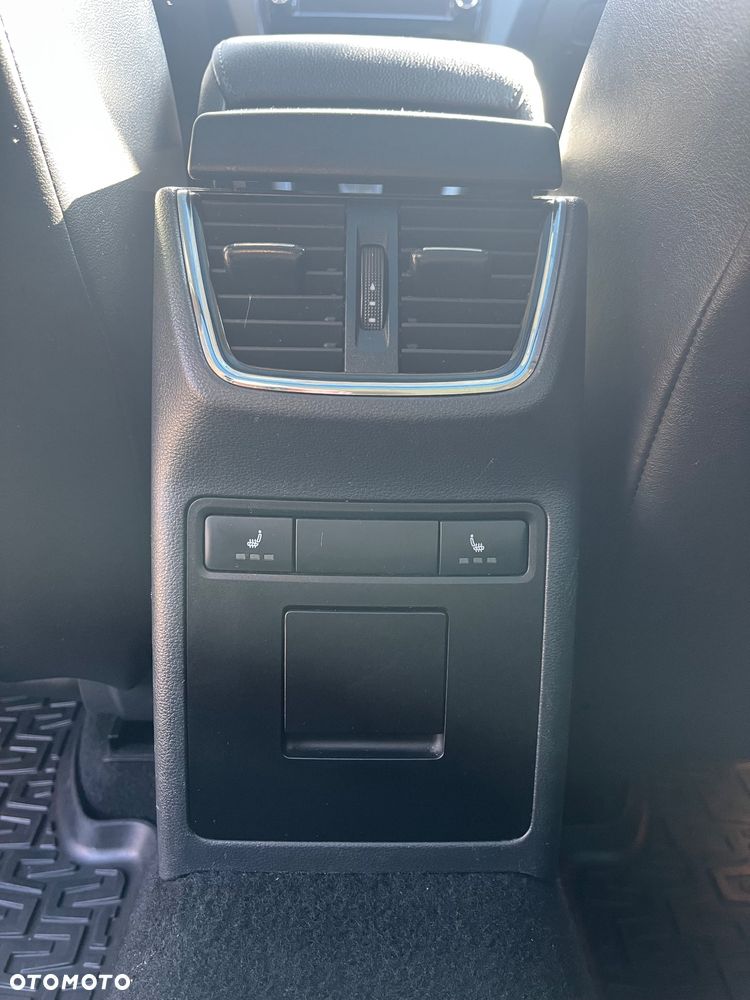 Skoda Octavia 2.0 TDI 4x4 DSG Scout - 18