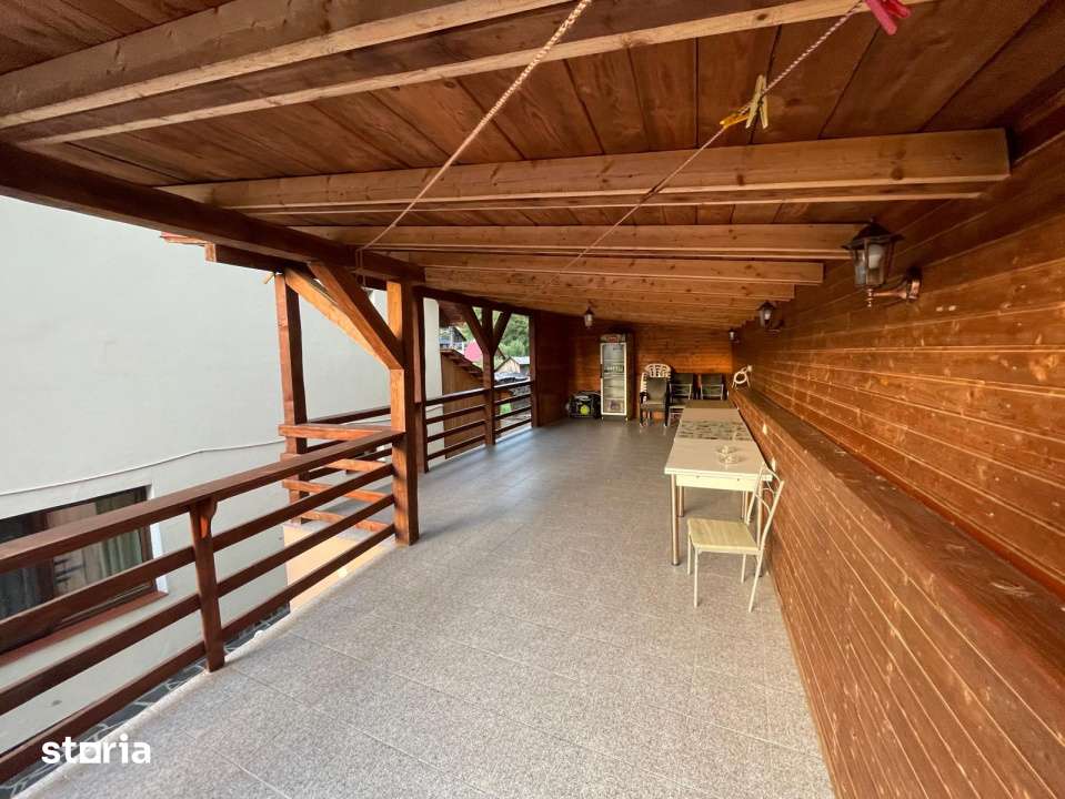 Pensiune 6 camere, 200 mp, zona Firiza-Izvoare - Imagine principală: 4/19