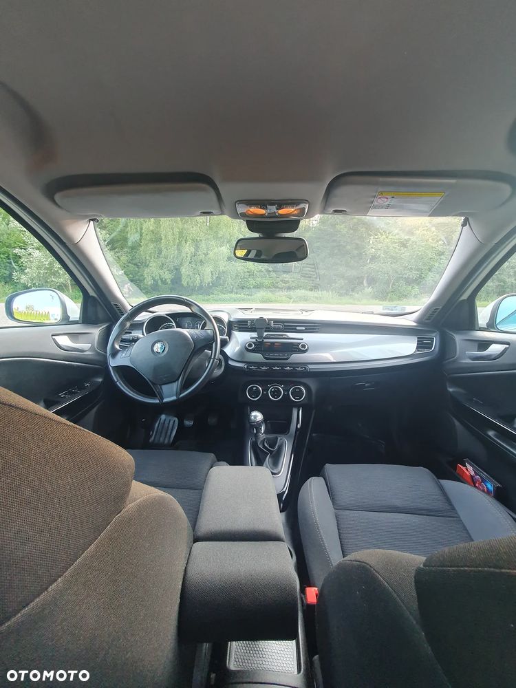 Alfa Romeo Giulietta 1.4 TB MultiAir Distinctive - 4
