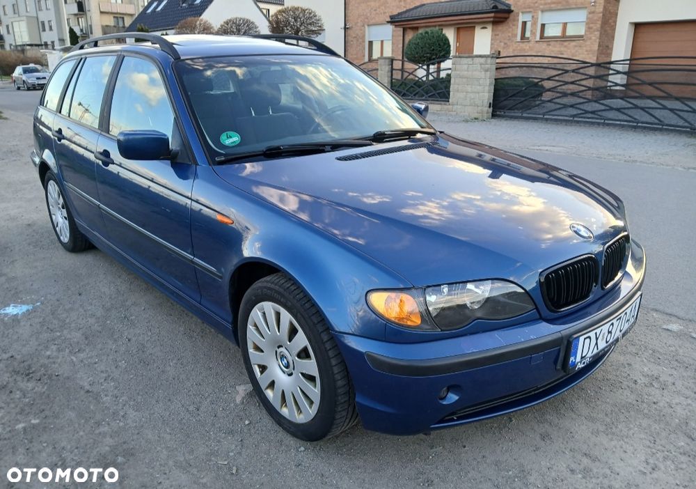 BMW Seria 3 318i - 1