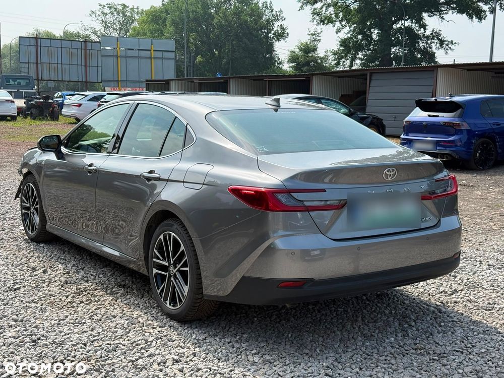 Toyota Camry 2.5 Hybrid Dynamic Force Executive e-CVT - 11
