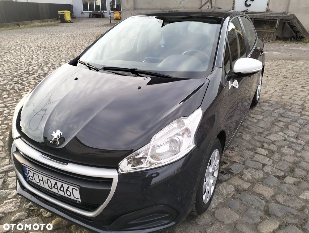 Peugeot 208 - 6
