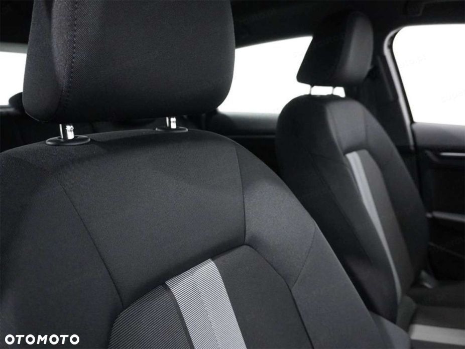 Audi A3 Sportback 30 TFSI mHEV S tronic - 9