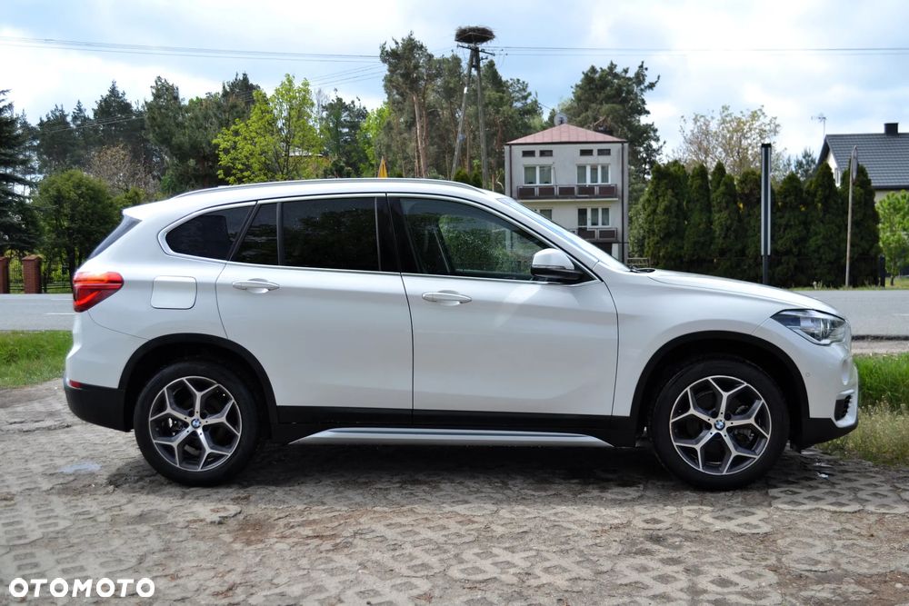 BMW X1 sDrive18i Advantage - 13